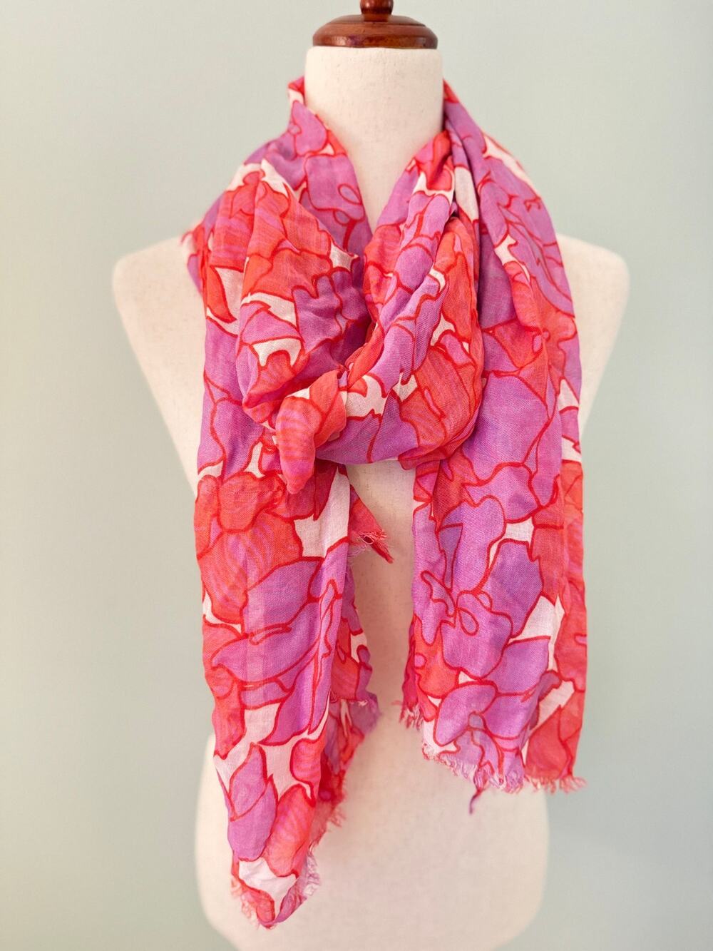 Vera Bradley Floral Lightweight Scarf Pink Purple Red 100% Rayon
